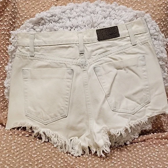 Carmar White Denim Shorts - Picture 6 of 11